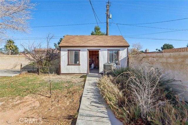 14057 Crow, Apple Valley, CA 92307