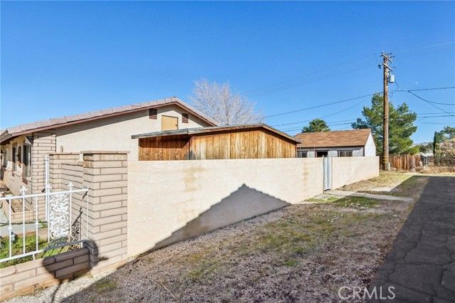 14057 Crow, Apple Valley, CA 92307