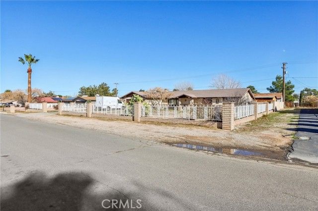 14057 Crow, Apple Valley, CA 92307