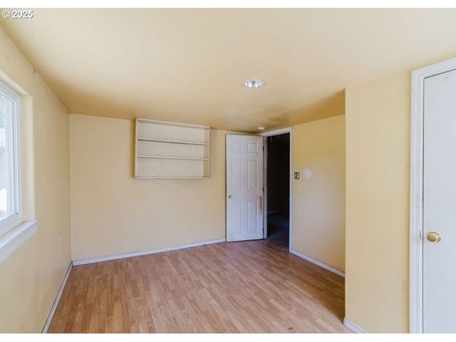 33425 TATE Rd, Creswell, OR 97426