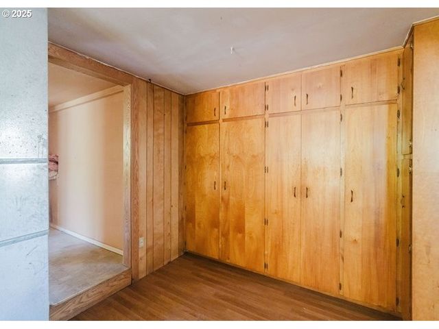 33425 TATE Rd, Creswell, OR 97426