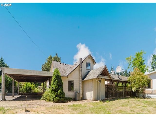33425 TATE Rd, Creswell, OR 97426