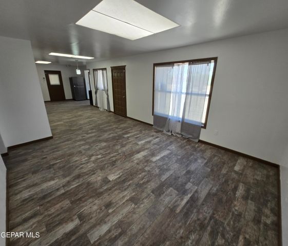 9147 Mt Etna Drive, El Paso, TX 79924