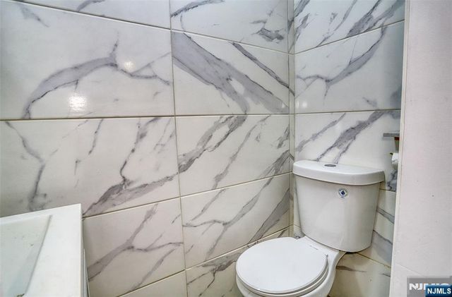 9017 Riverside Place House, North Bergen, NJ 07047