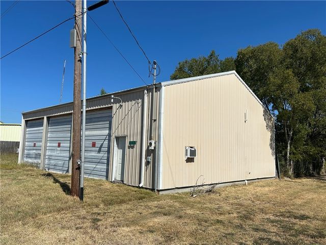 7231 Mesco Drive, Bryan, TX 77808