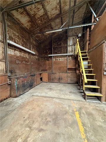 7231 Mesco Drive, Bryan, TX 77808