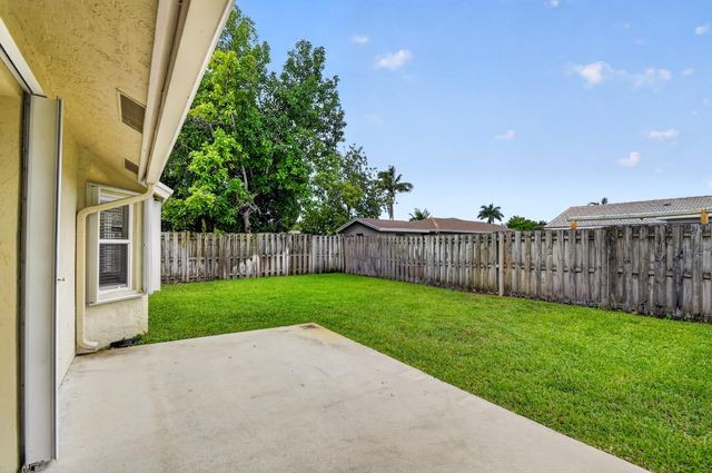 1163 Essex Drive, Wellington, FL 33414