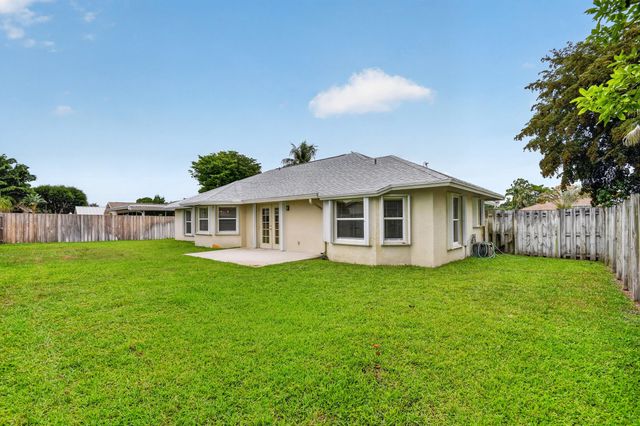 1163 Essex Drive, Wellington, FL 33414