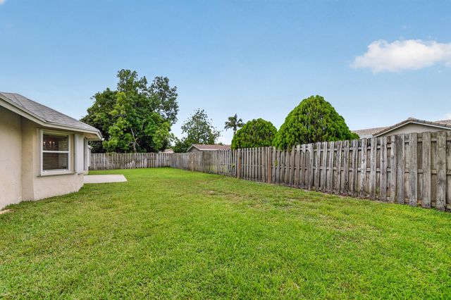 1163 Essex Drive, Wellington, FL 33414