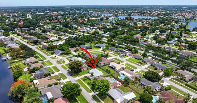 1163 Essex Drive, Wellington, FL 33414