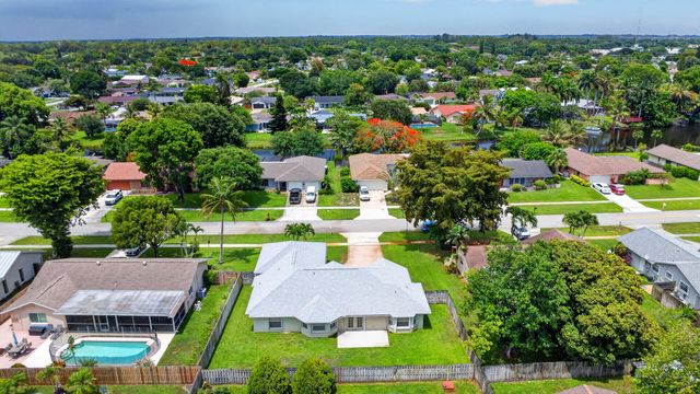 1163 Essex Drive, Wellington, FL 33414