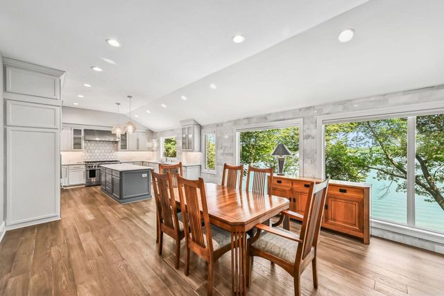 34436 Valley ROAD, Summit, WI 53066