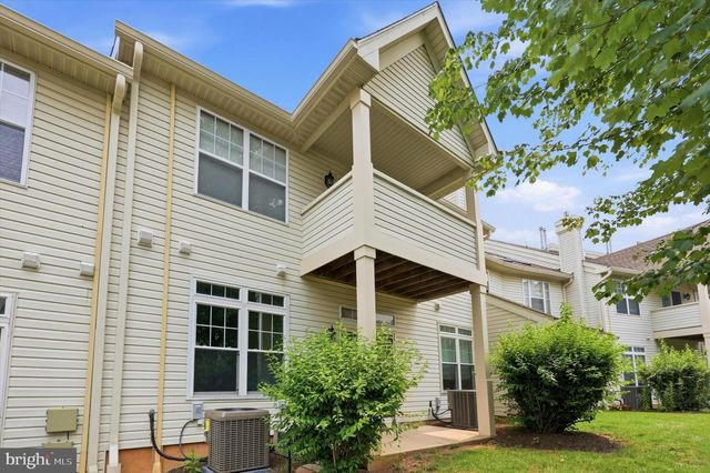 505 DRESHER WOODS DR, Dresher, PA 19025