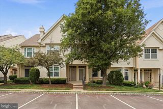 505 DRESHER WOODS DR, Dresher, PA 19025