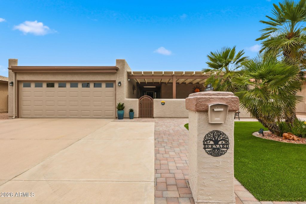 10414 E SILVERTREE Drive, Sun Lakes, AZ 85248 — exterior