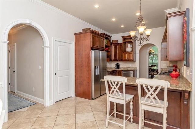 312 Springhill Woods Drive E, Mobile, AL 36608