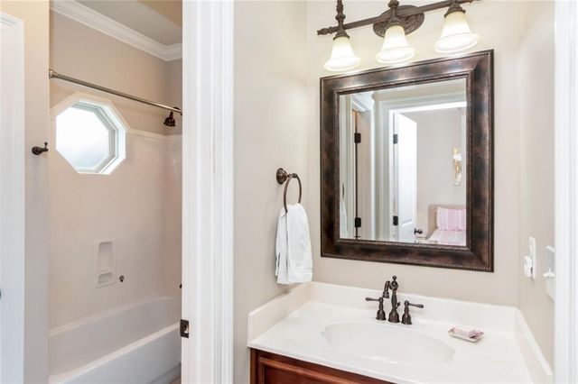 312 Springhill Woods Drive E, Mobile, AL 36608