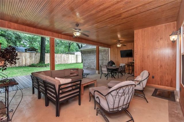 312 Springhill Woods Drive E, Mobile, AL 36608