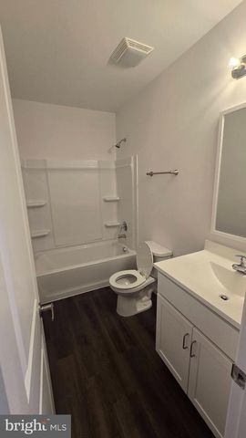 14 SNOWDROP CT, Kearneysville, WV 25430