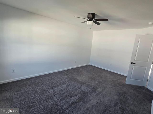 14 SNOWDROP CT, Kearneysville, WV 25430