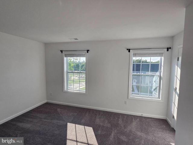 14 SNOWDROP CT, Kearneysville, WV 25430
