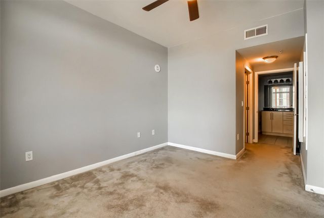 54 Rainey ST 1109, Austin, TX 78701