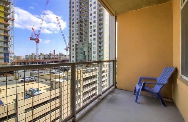 54 Rainey ST 1109, Austin, TX 78701