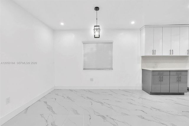 5850 NE 3rd Ave 1, Miami, FL 33137