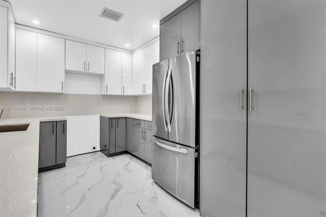 5850 NE 3rd Ave 1, Miami, FL 33137