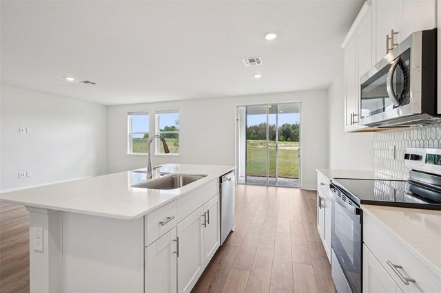791 SUNSHOWER DRIVE, Lady Lake, FL 32159