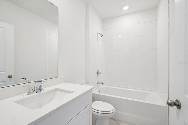 791 SUNSHOWER DRIVE, Lady Lake, FL 32159
