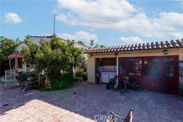 3366 Flower Street, Huntington Park, CA 90255