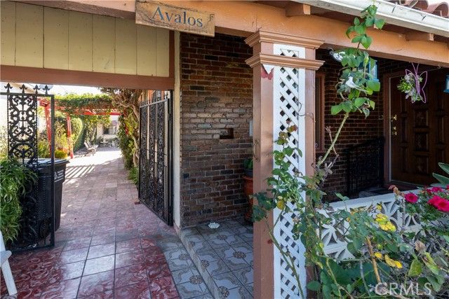 3366 Flower Street, Huntington Park, CA 90255