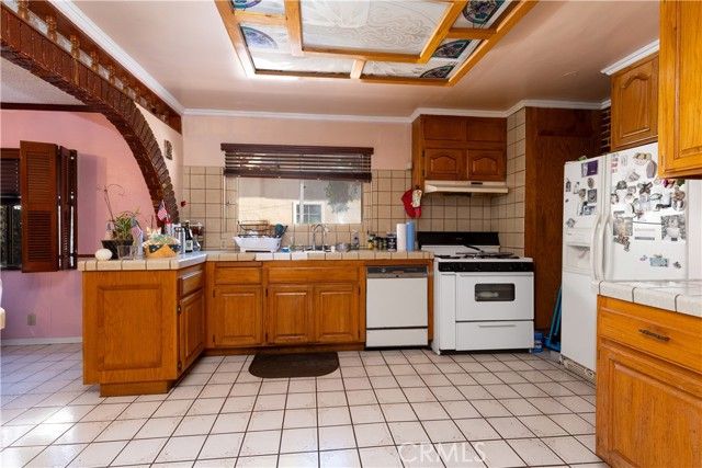 3366 Flower Street, Huntington Park, CA 90255