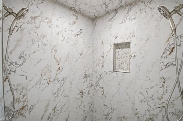 2304 Poseidon CT, Virginia Beach, VA 23451