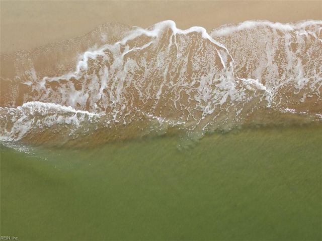 2304 Poseidon CT, Virginia Beach, VA 23451