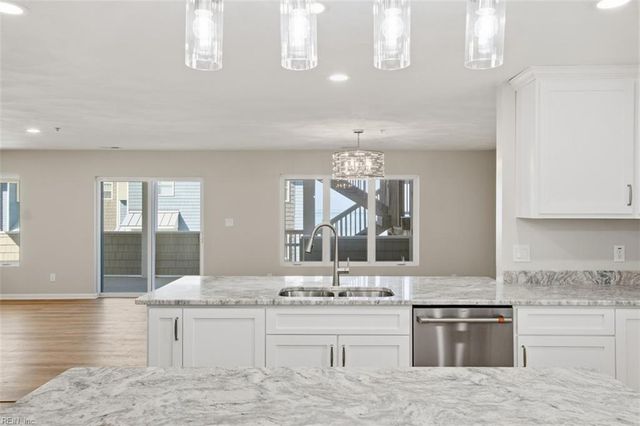 2304 Poseidon CT, Virginia Beach, VA 23451