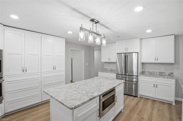 2304 Poseidon CT, Virginia Beach, VA 23451