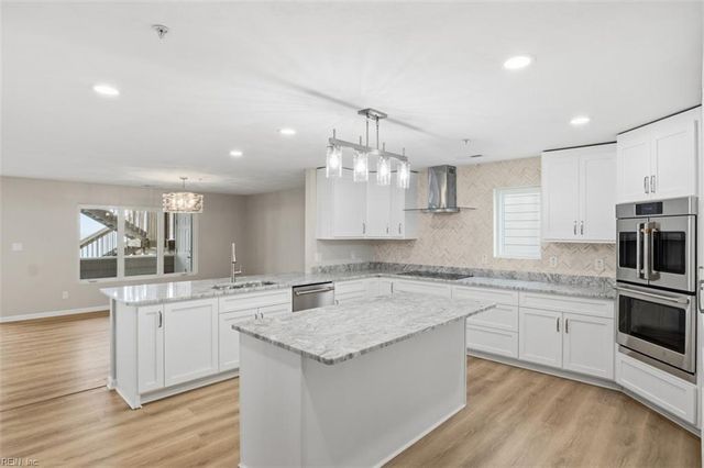 2304 Poseidon CT, Virginia Beach, VA 23451