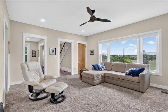 2458 S Madison Road, Beloit, WI 53511