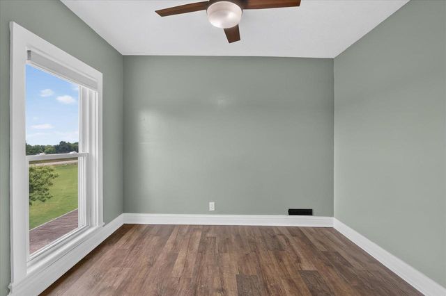 2458 S Madison Road, Beloit, WI 53511