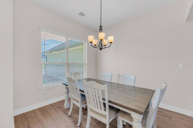 105 Don DR, Jarrell, TX 76537