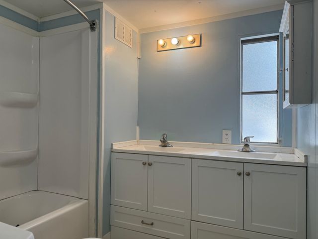 33 Rhodeside Acres, Georgia, VT 05478