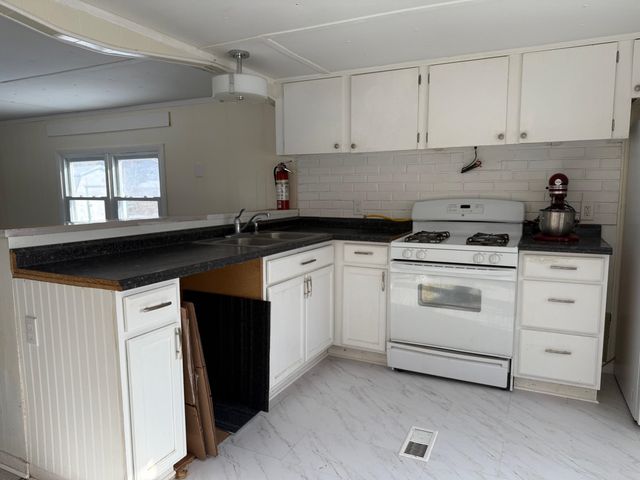 33 Rhodeside Acres, Georgia, VT 05478