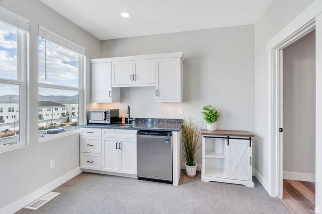 5091 W DAYBREAK PARKWAY, South Jordan, UT 84009