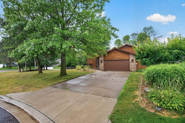 11607 Hillside Circle, Champlin, MN 55316