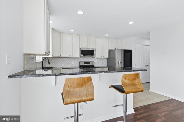 268 KENTSHIRE DRIVE, Lancaster, PA 17603