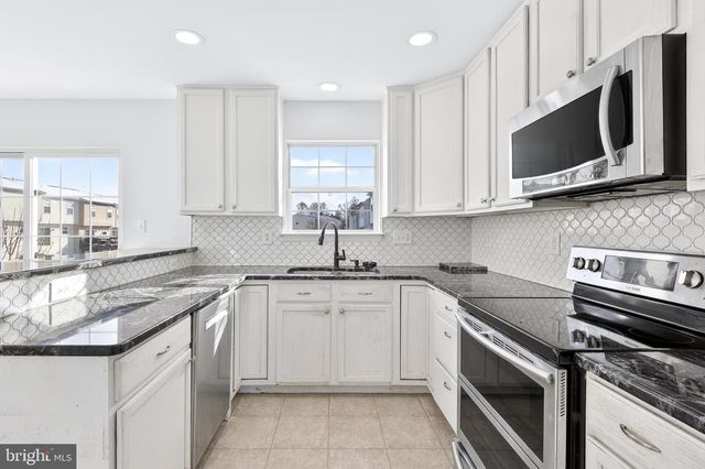 268 KENTSHIRE DRIVE, Lancaster, PA 17603