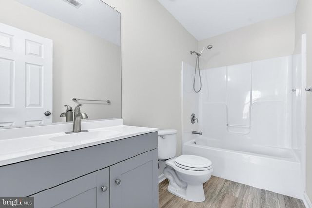 268 KENTSHIRE DRIVE, Lancaster, PA 17603