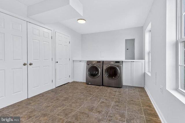 268 KENTSHIRE DRIVE, Lancaster, PA 17603